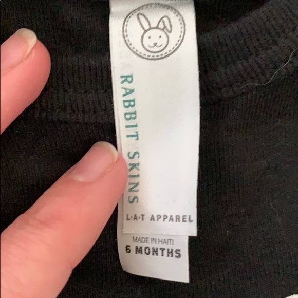 Mommy and baby matching shirts - Picture 2 of 3